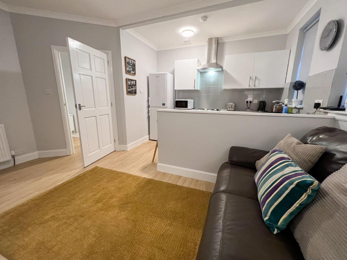 Glasgow 2 Bedroom Apartment ภายนอก รูปภาพ
